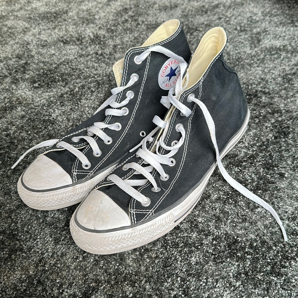 Black Converse